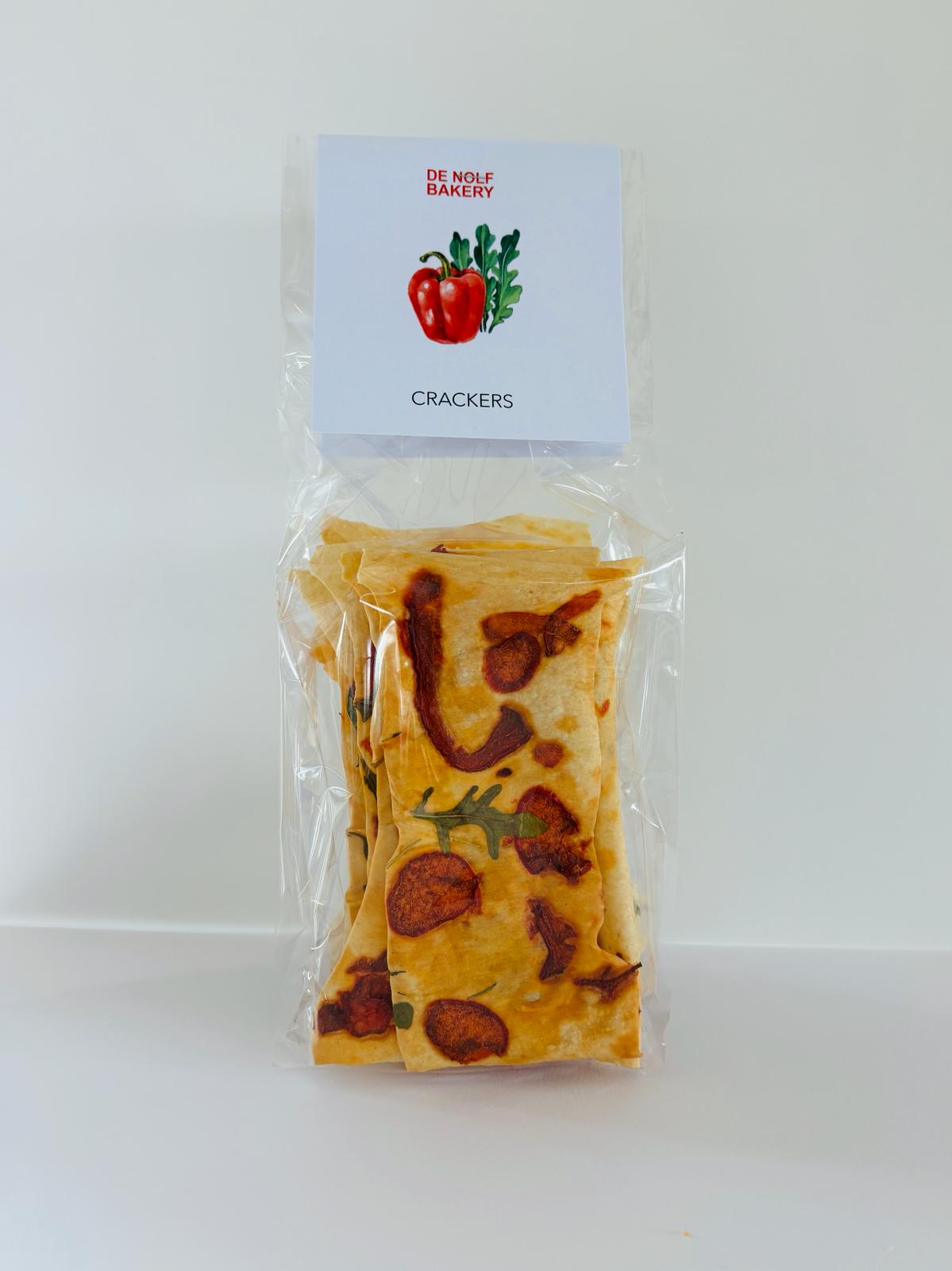 Salty crackers met paprika en rucola